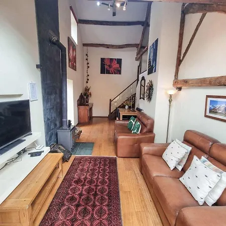 Holiday home Crimson *